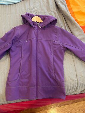 Marmot size S purple rain coat